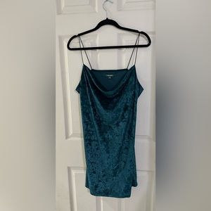 WILD FABLE DARK GREEN VELVET MINI DRESS XXL
